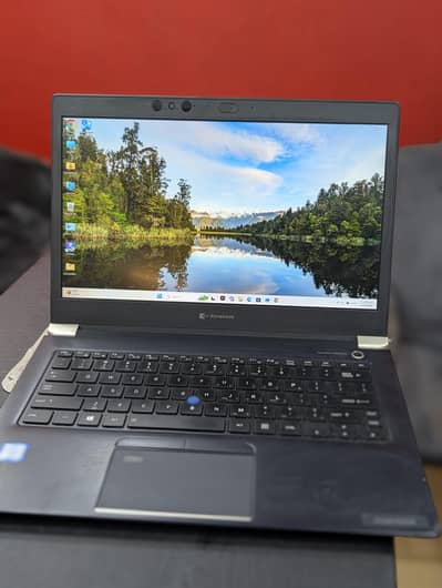 Toshiba DynaBook Potege X30-F  8GB 256GB