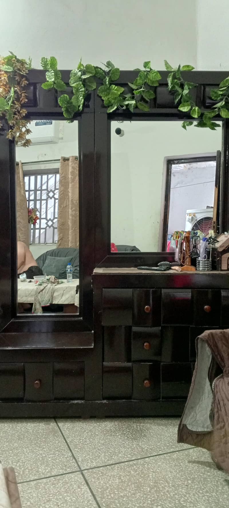 dressing table with double mirror 1