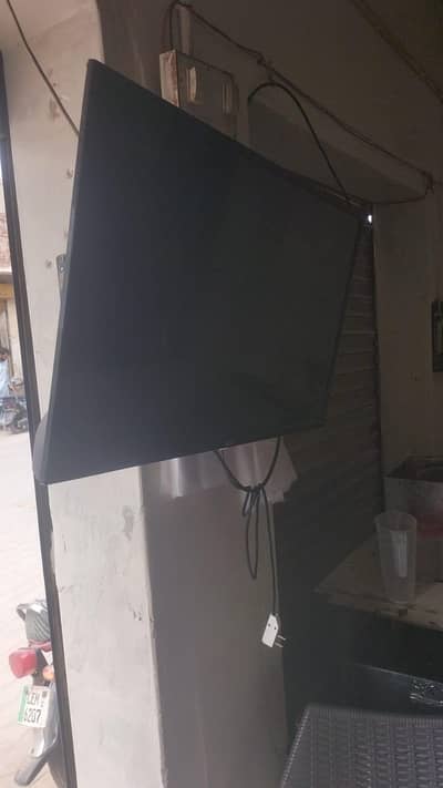 32 inches hair non Android LED for sale