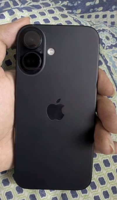 iPhone 16