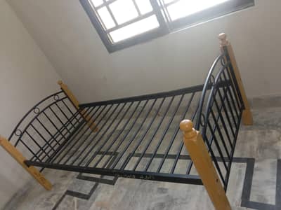 Single Bed for sale!!