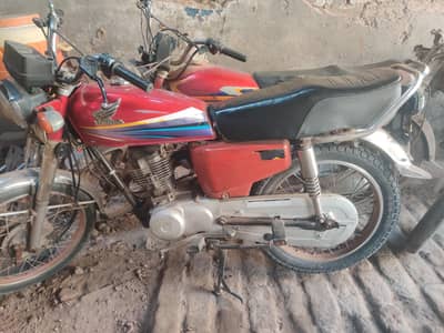 HONDA 125 2011 MODEL