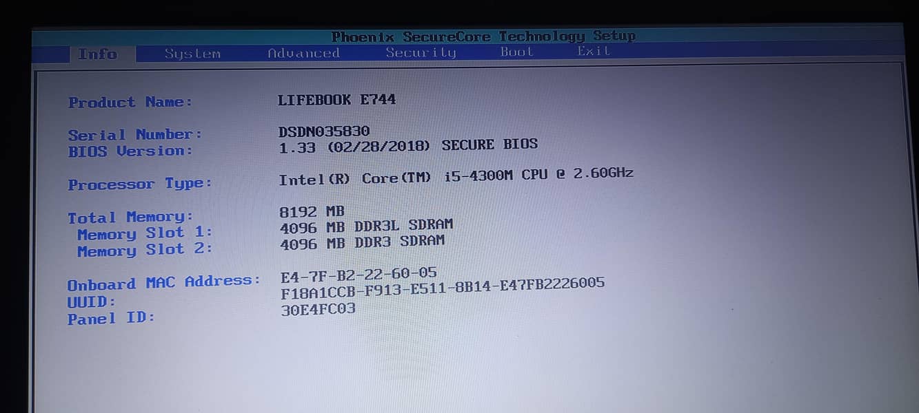 Fujitsu Lifebook E744 11