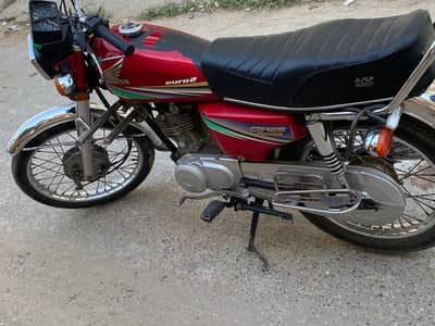 Honda 125 2013 Model hai Mazeed details ky ley call krlain