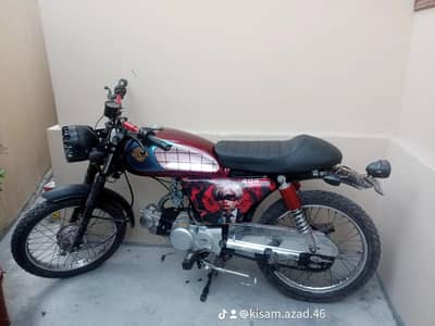 Cafe Racer 70 cc