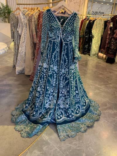 Formal wedding dress