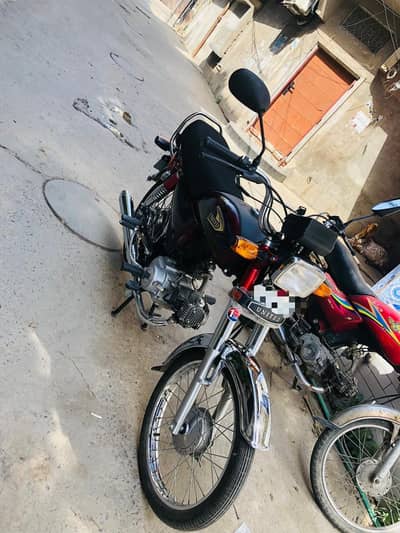 United Bike 70cc Almost Brand New Bike Model no. 25/10/2025