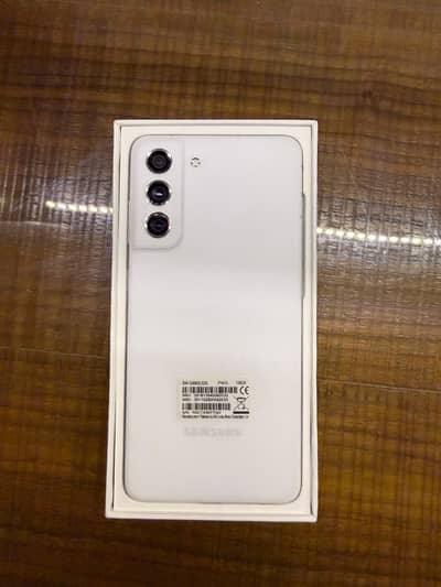 Samsung Galaxy S21 FE 8/128       5G