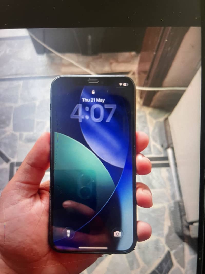 IPHONE 12 0
