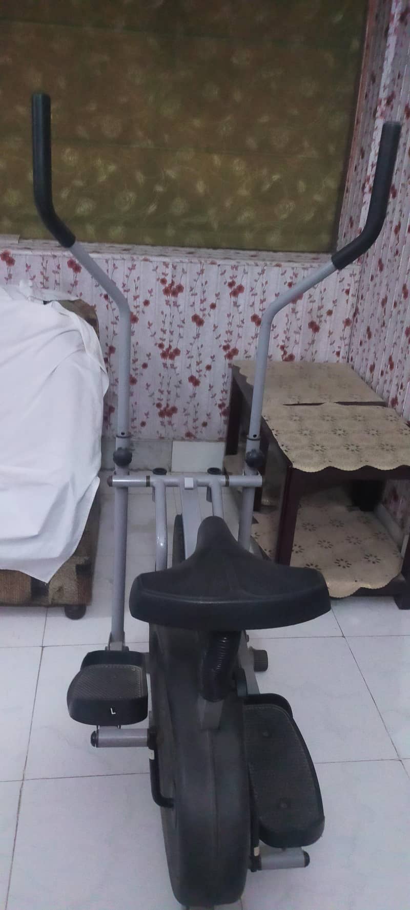 exercise machine 4