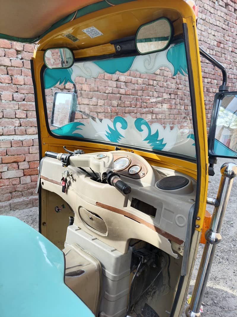 CNG rickshaw 1