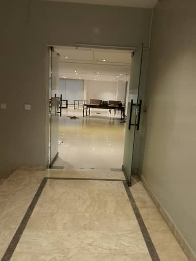 2500sqft Hall Office Available For Rent