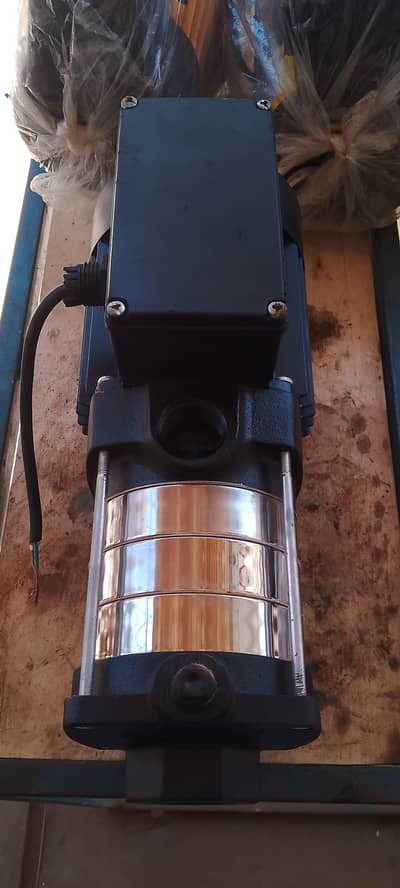 Grundfose pressure boosting pump
