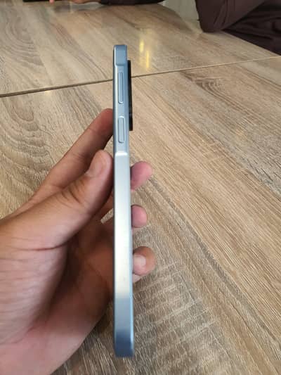 SAMSUNG A17 8 256 GB For Sale
