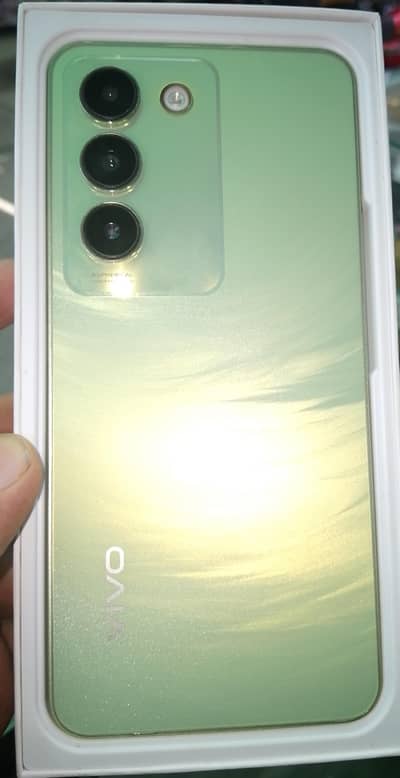 mobile All ok 10/10 ha with box charger 0316.4520641.     contact num