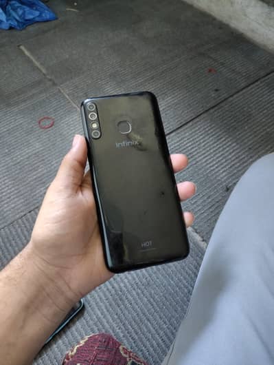 Infinix hot 8