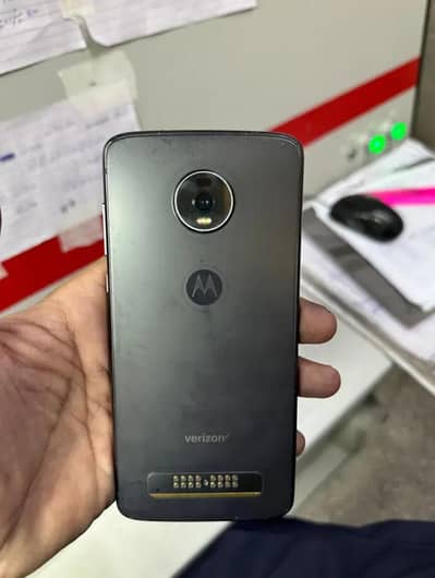 Motorola Z 4 display fingerprint 6/128