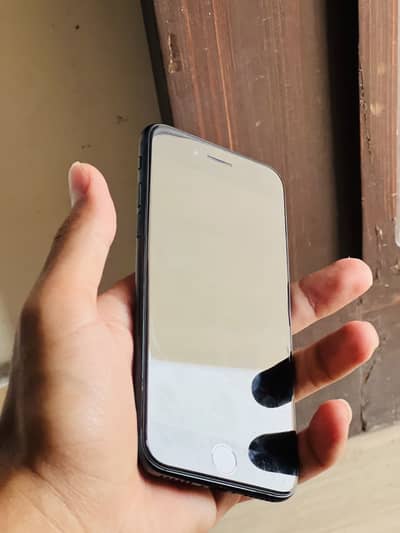 iPhone SE 3 generation jv