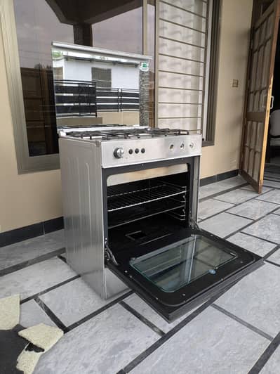Cooking Range For sale almost new