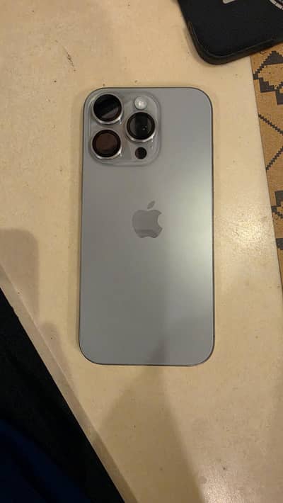 iPhone 16 Pro 1TB Natural Titanium