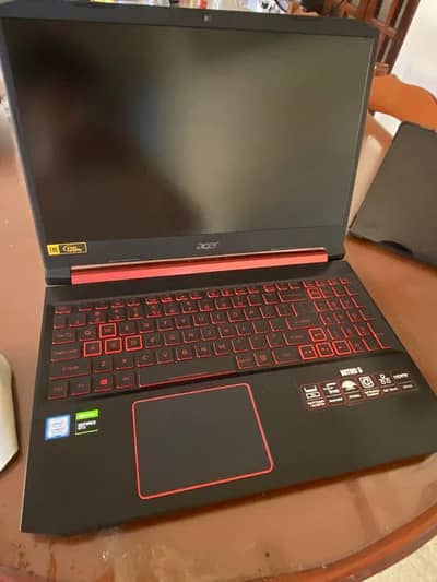 Acer Nitro 5 v16 High end gaming laptop Nvidia RTX 3050 • 165 Hertz