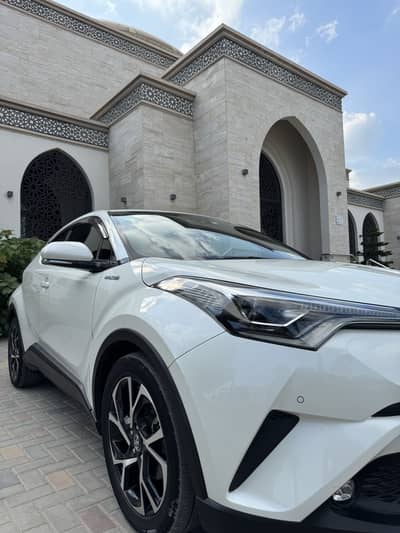 Toyota CH-R G LED