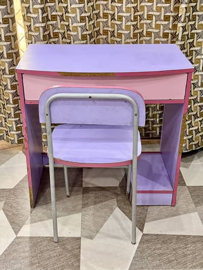 Study table  for teenager