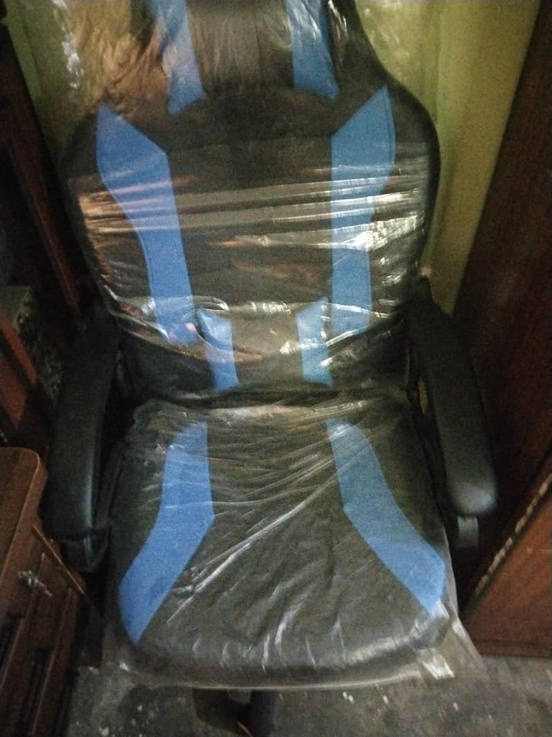 computer chairs 0