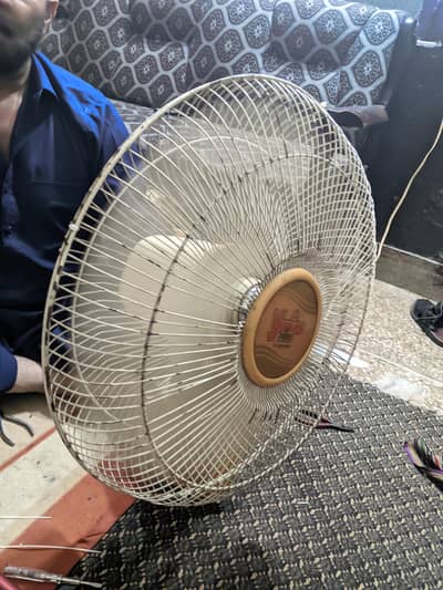 rotating fan for home and hotel