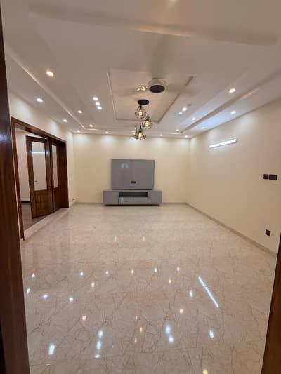 10 Marla Upper Portion Available for Rent