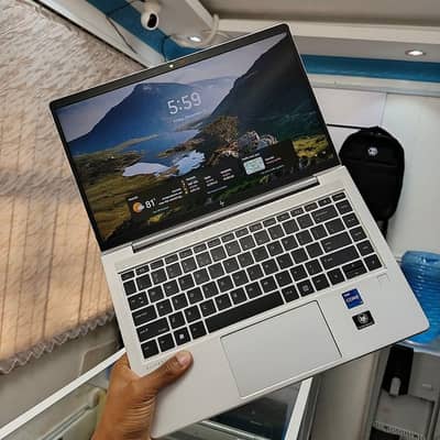 HP Elitebook 640 G9 . . Core i7 12th Generation laptop . .