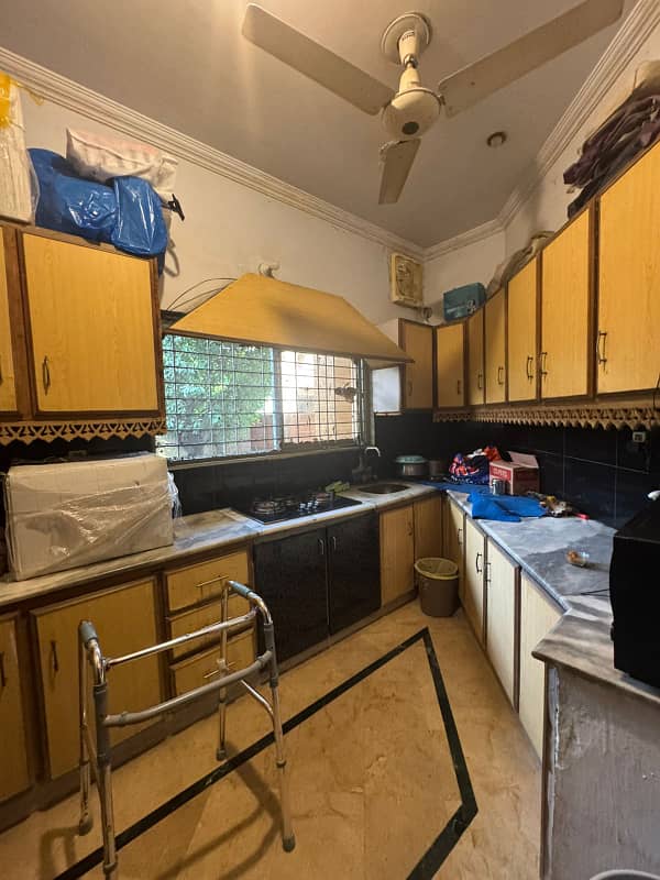 Upper portion for Rent 3
