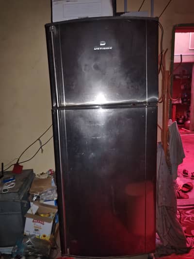 Used dawlance refrigerator big size