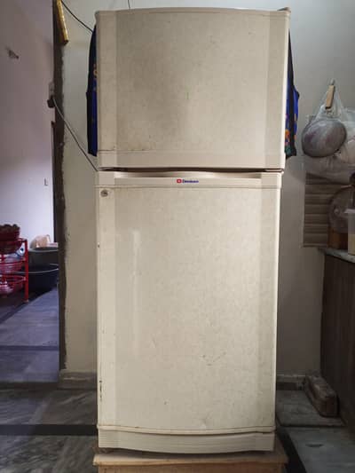 Urgent Sale ! Dawlance Fridge Like New