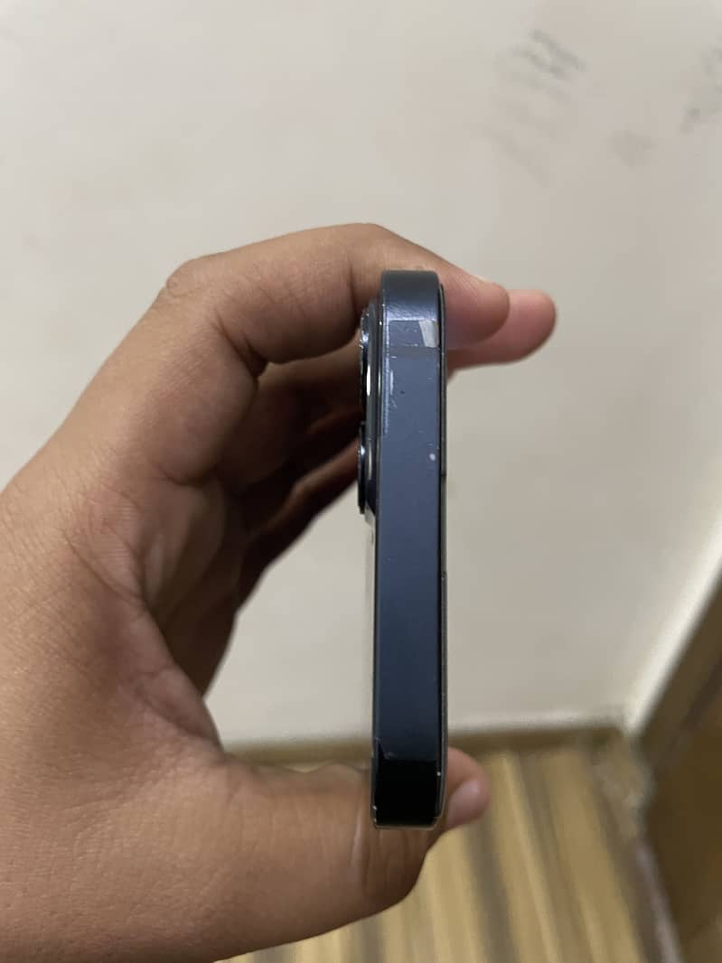 Iphone 13 3