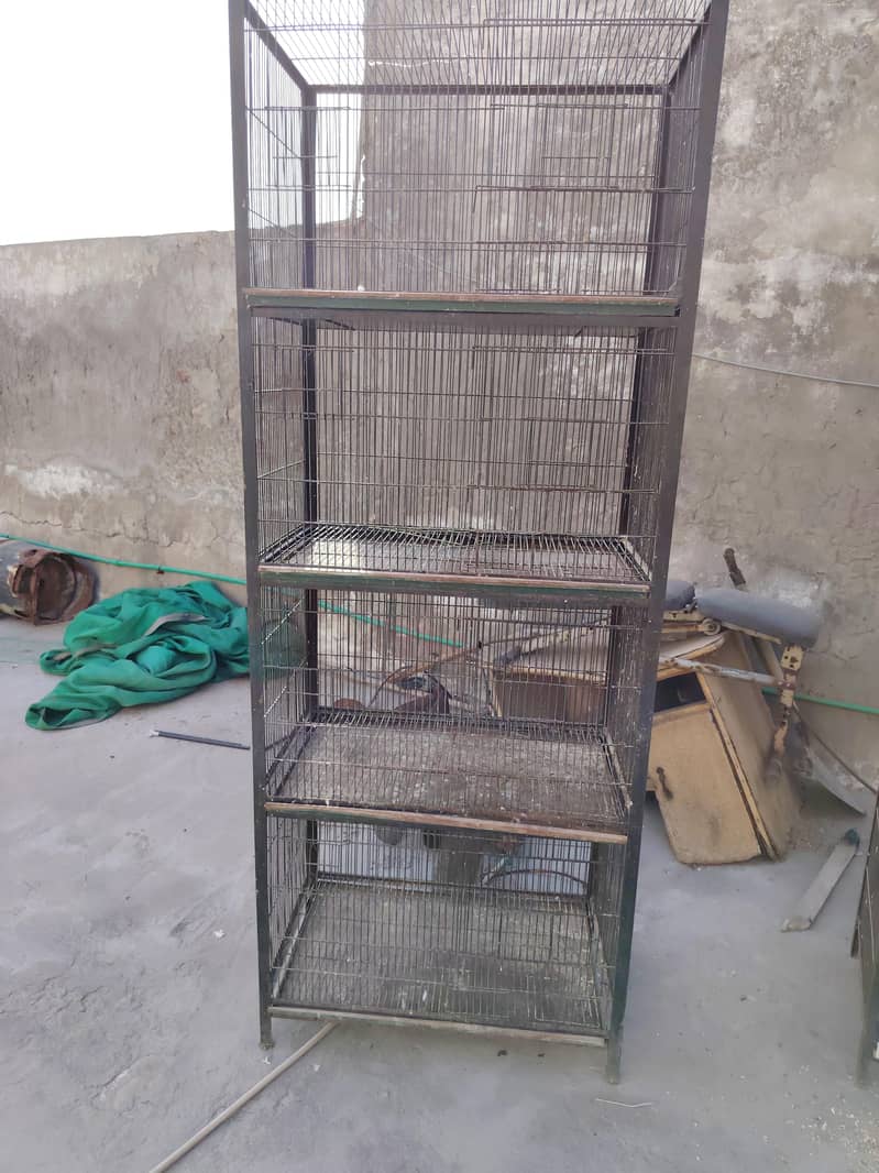 2 cages 4 portion 1