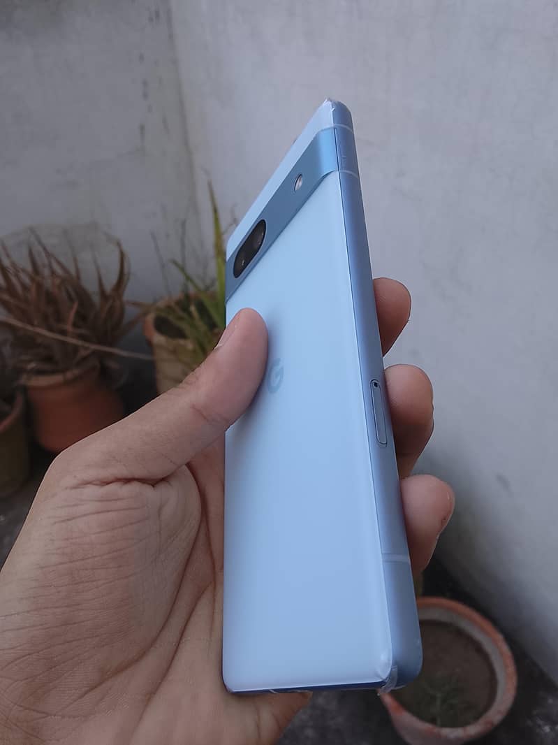 Google Pixel 7a 1
