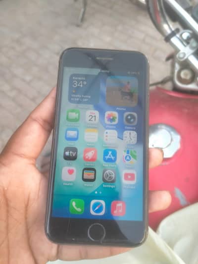IPHONE SE 2nd Gen (2020) 128GB PTA Approved