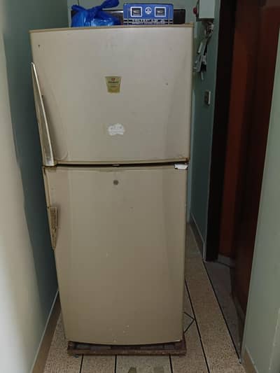 Dawlance Refrigerator 12 Cubic Good Condition