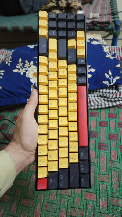 Redragon K688RGB