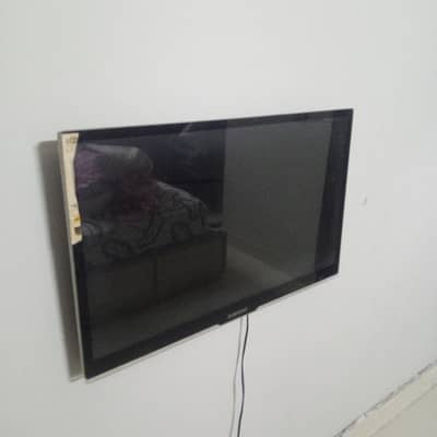 Samsung LED screen 32 for sale condition 10/9 excellent working