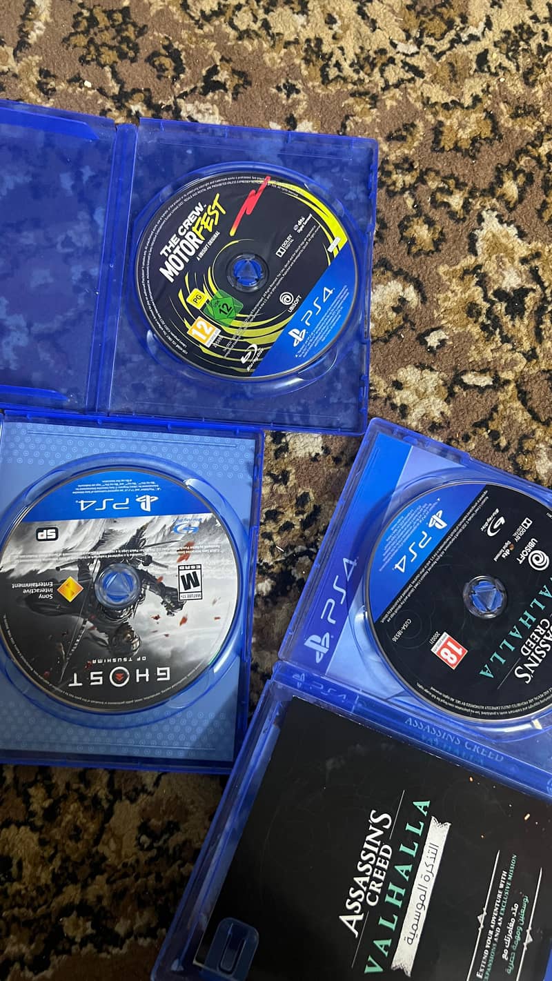 ps4 CD available 1
