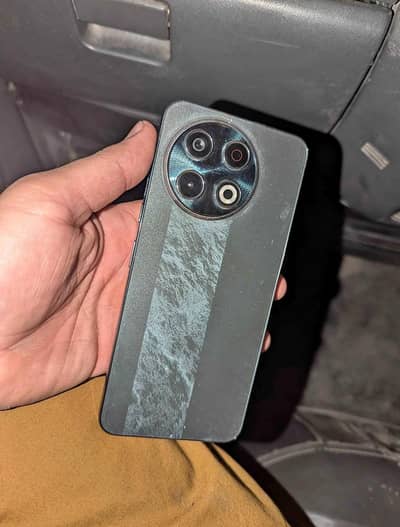 spark 30 pro 8/128