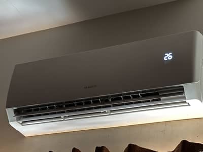 Gree inverter 1.5 ton R410
