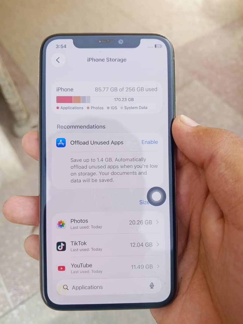 Apple iPhone 11 Pro 9