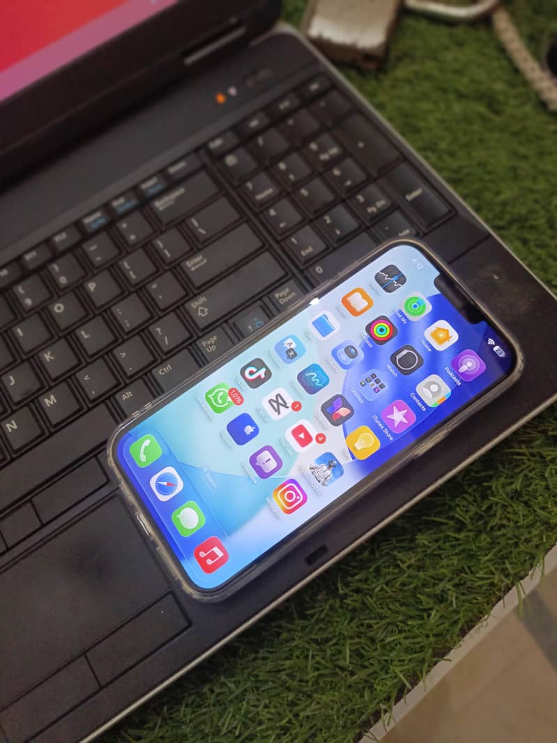 iPhone 14 plus jv 1