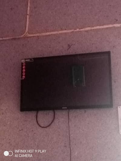Nobel 39 Inch LED TV – Excellent Condition