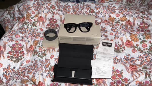 Meta Smart Display Glasses (Ray-Ban Meta)