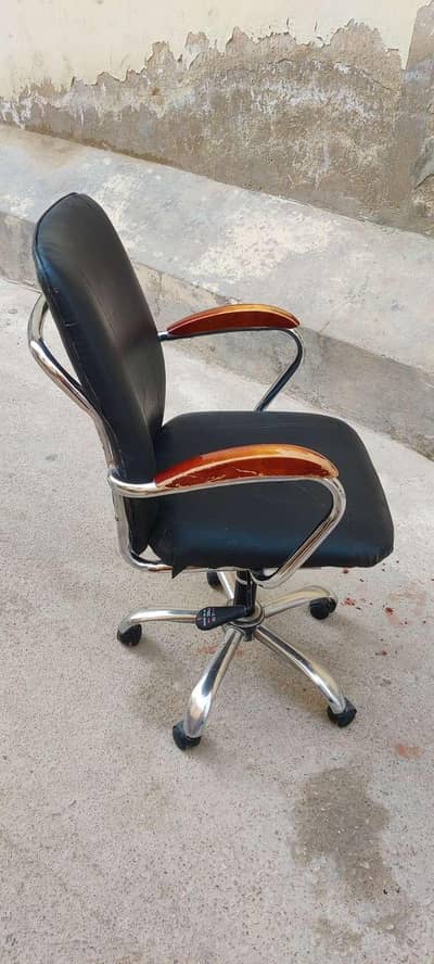 office chair 3 months used