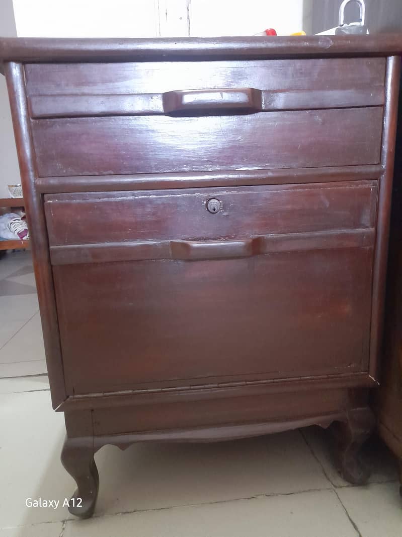 dressing with mirror 5